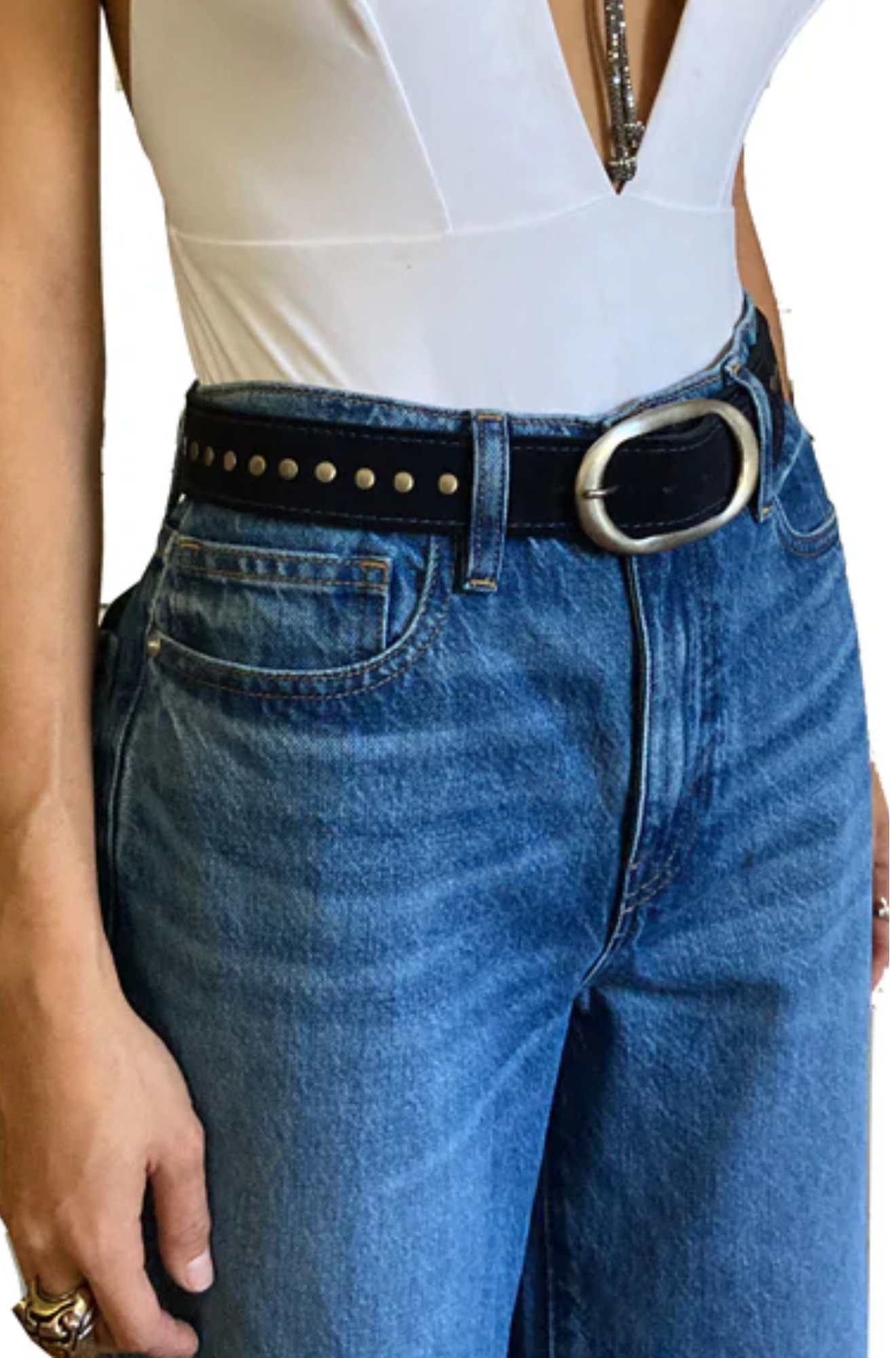 Classic Studded oval Belt