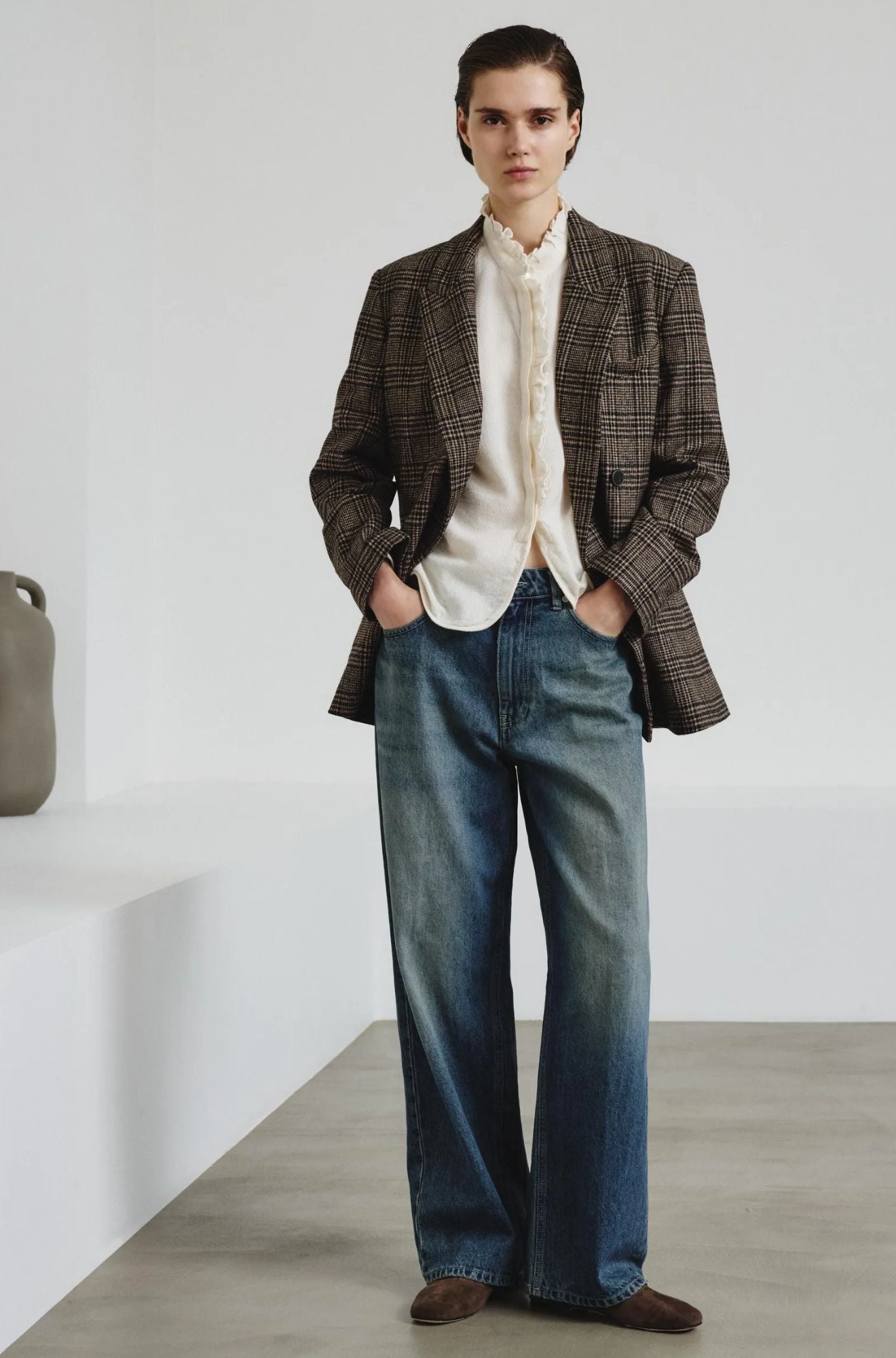 Feminine jacquard crepe shirt